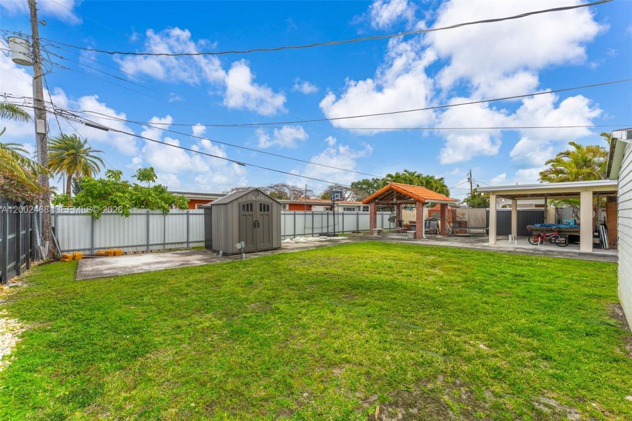 12009 SW 39th Ter , Miami, FL 33175 Photo