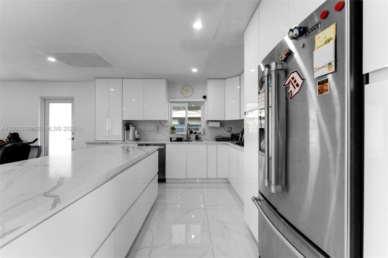 12009 SW 39th Ter , Miami, FL 33175 Photo