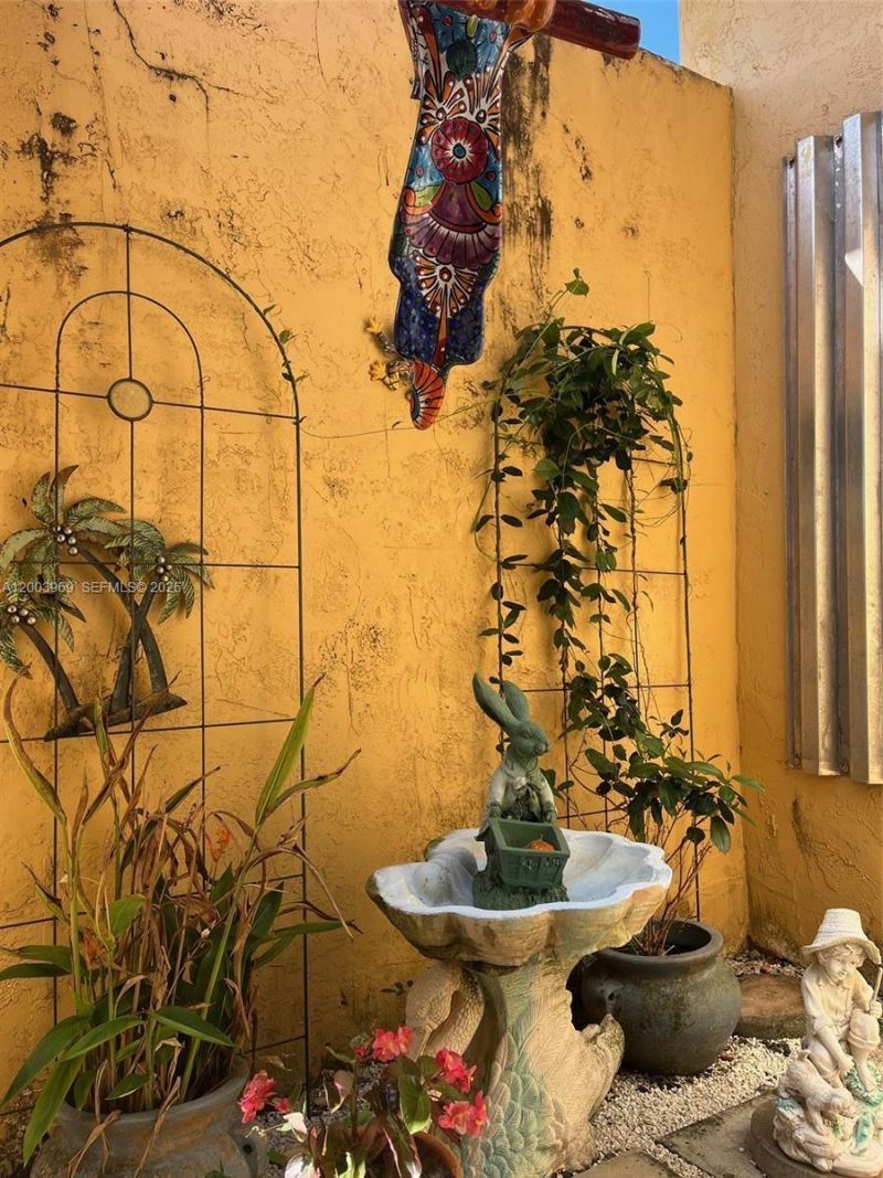 6061 SW 128th Ct , Miami, FL 33183 Photo