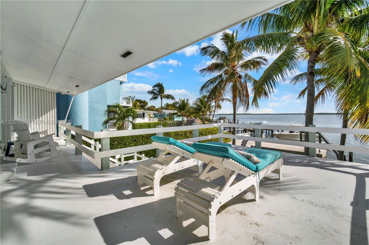 69 Shoreland Dr, Key Largo, FL 33037 Photo