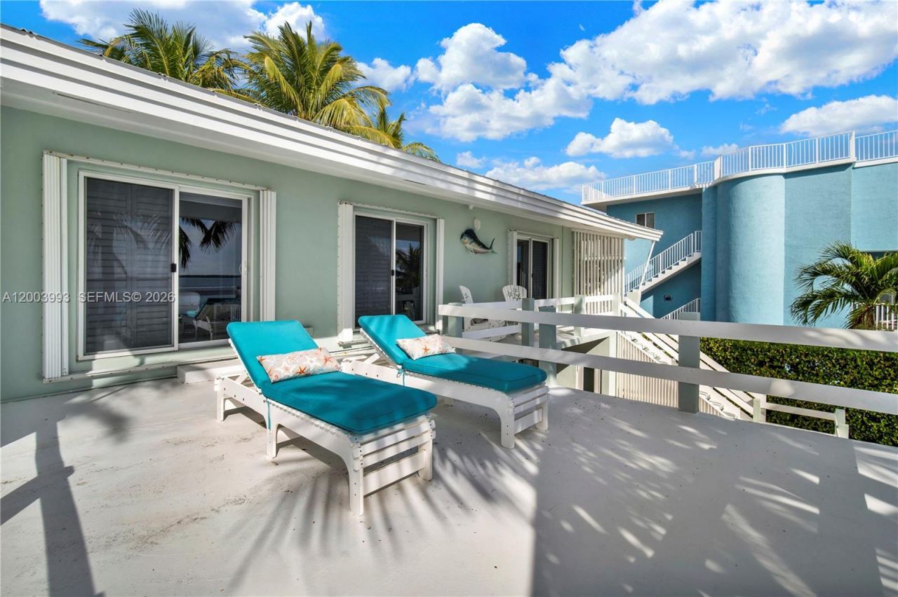 69 Shoreland Dr, Key Largo, FL 33037 Photo