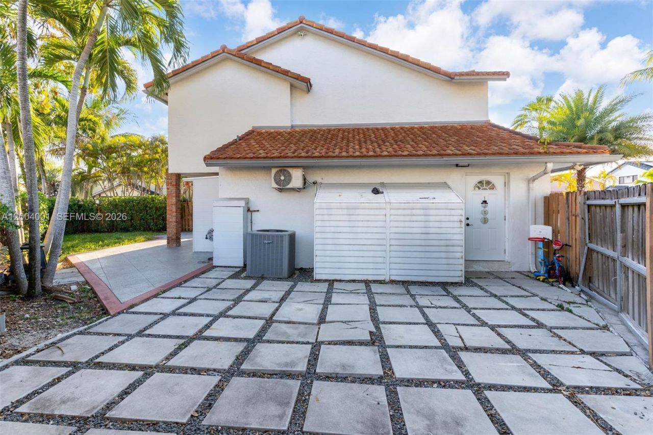 15134 SW 94th Ter , Miami, FL 33196 Photo