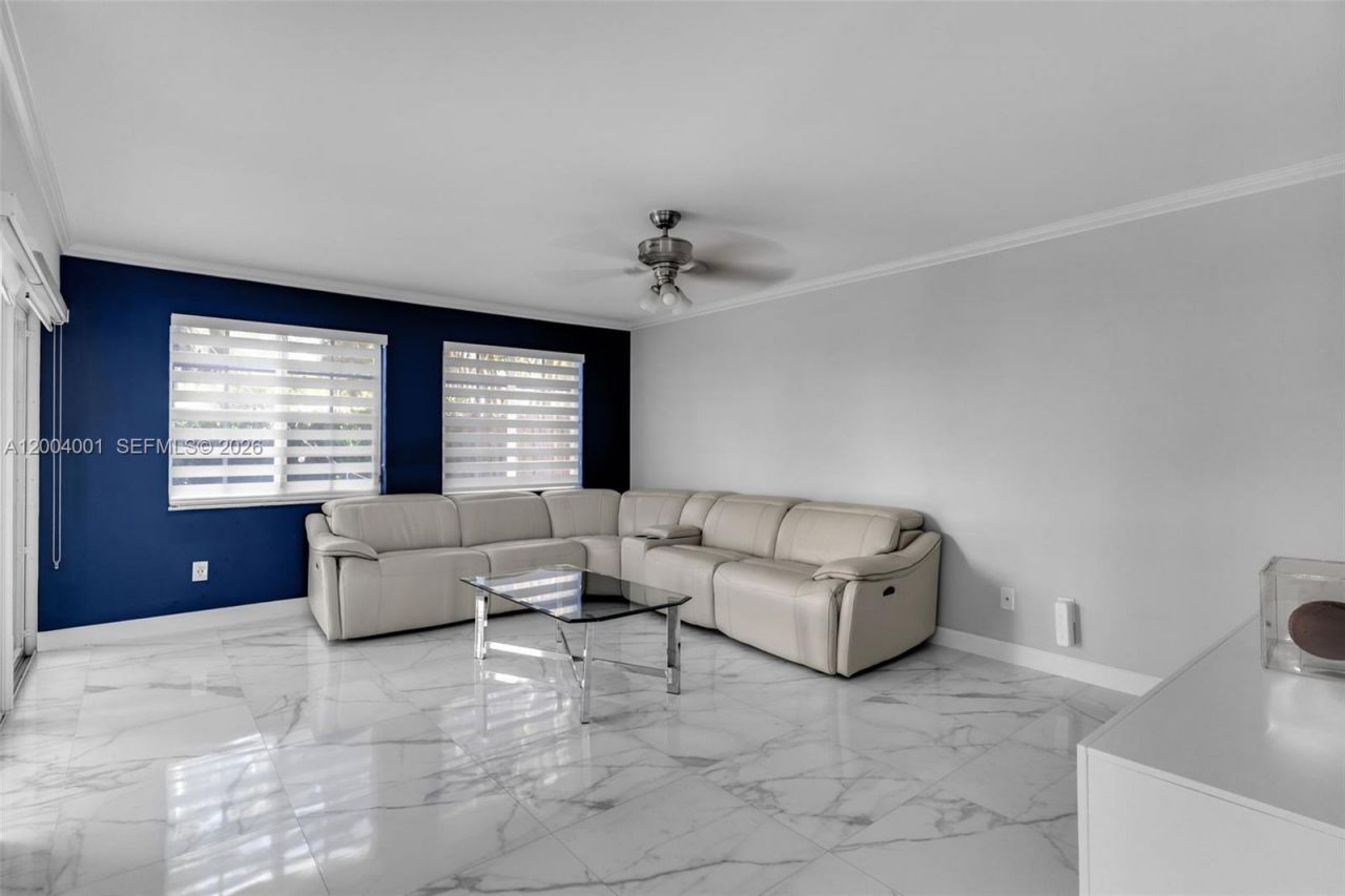 15134 SW 94th Ter , Miami, FL 33196 Photo