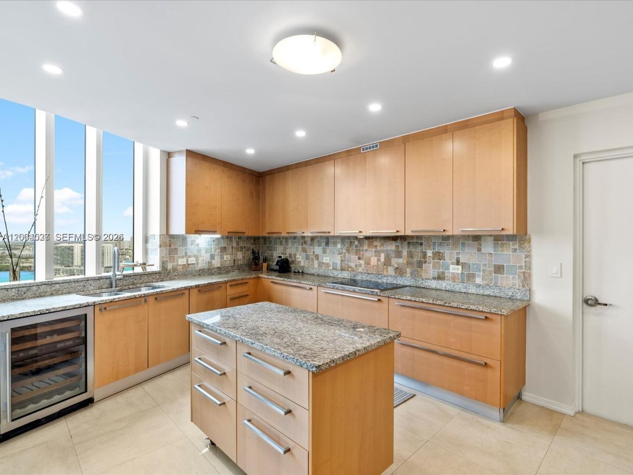 16001 Collins Ave, Unit 406, Sunny Isles Beach, FL 33160 Photo