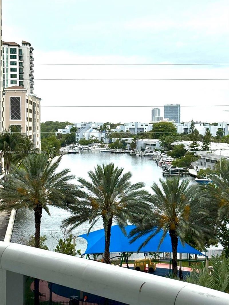 16001 Collins Ave, Unit 406, Sunny Isles Beach, FL 33160 Photo