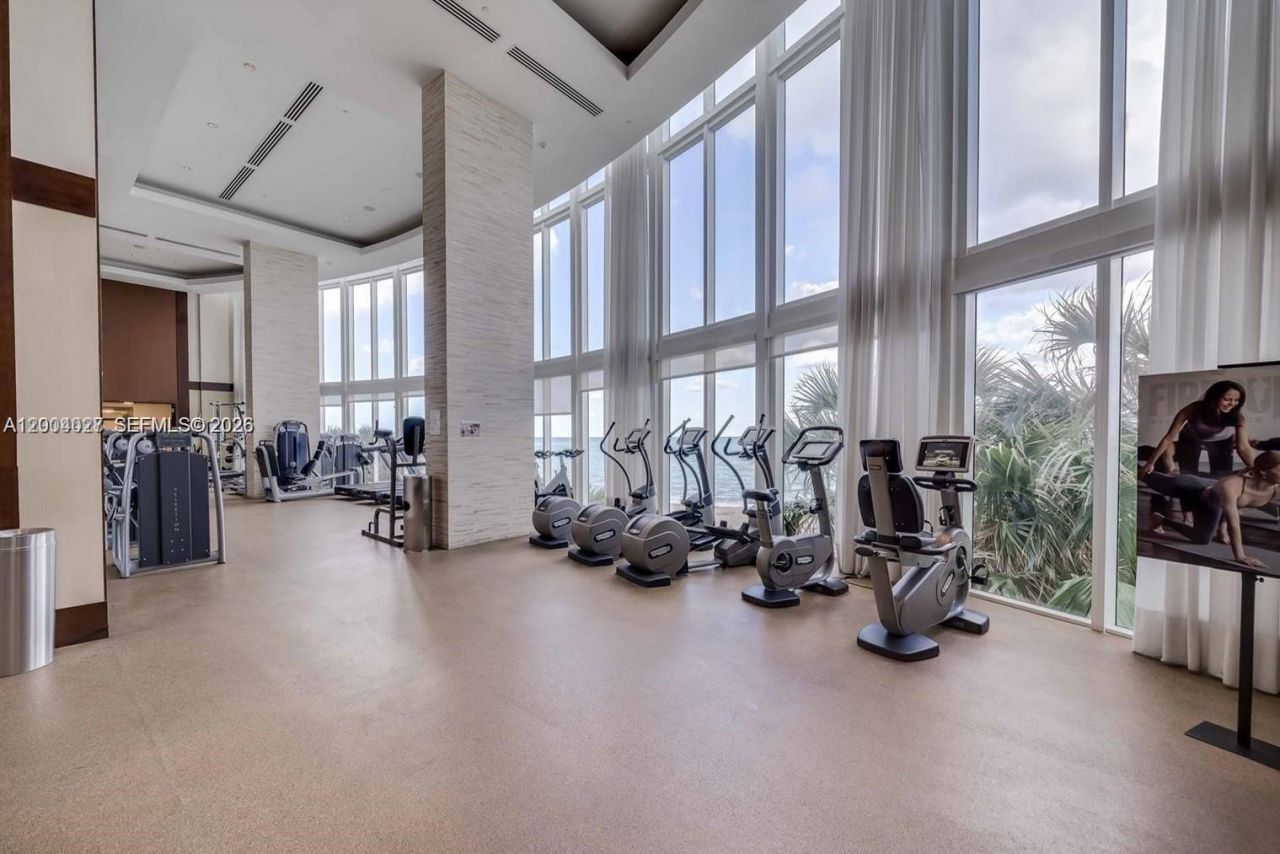 16001 Collins Ave, Unit 406, Sunny Isles Beach, FL 33160 Photo