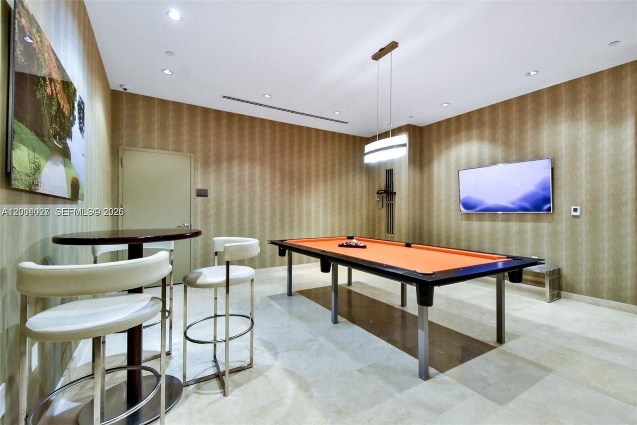 16001 Collins Ave, Unit 406, Sunny Isles Beach, FL 33160 Photo