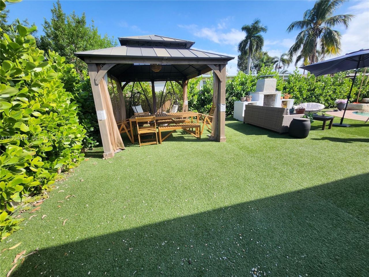 2251 NW 87th Ter , Pembroke Pines, FL 33024 Photo