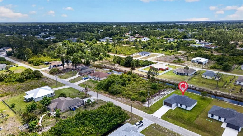 704 Carbon St E, Lehigh Acres, FL 33974 Photo