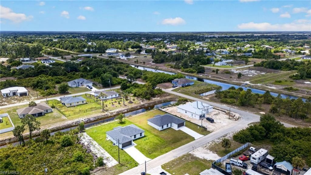 704 Carbon St E, Lehigh Acres, FL 33974 Photo