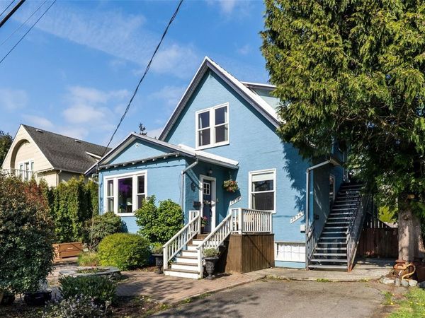 2872 Inez Dr , Saanich, BC V9A 2J1