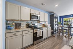 927 Cherrystone Loop  photo 4