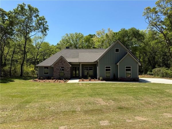 305 Springtime Way , Monroe, GA 30655