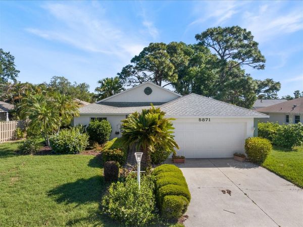 5871 HELEN WAY, SARASOTA, FL 34243