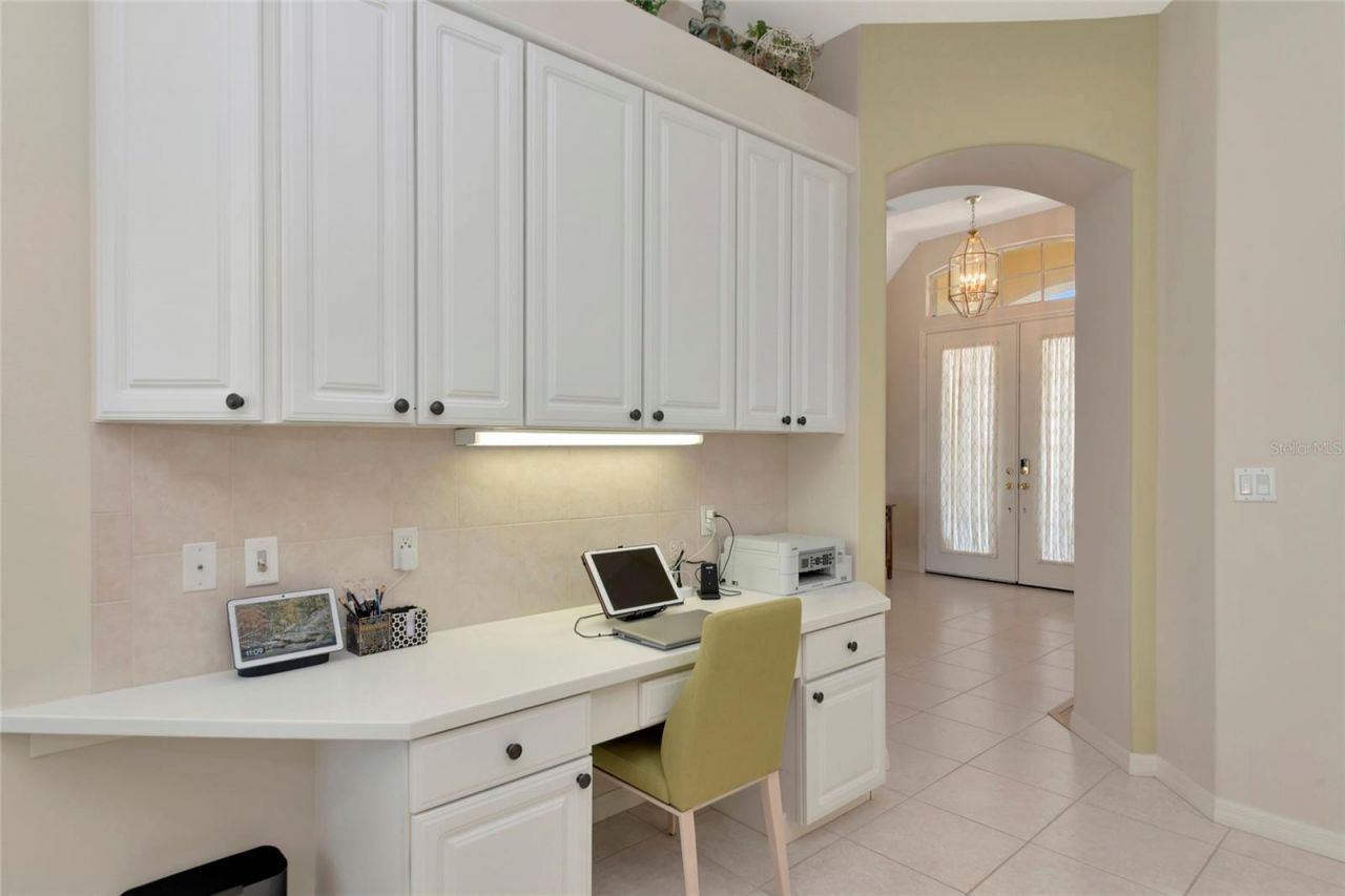 4956 Bridgehampton Boulevard, Sarasota, FL 34238 Photo