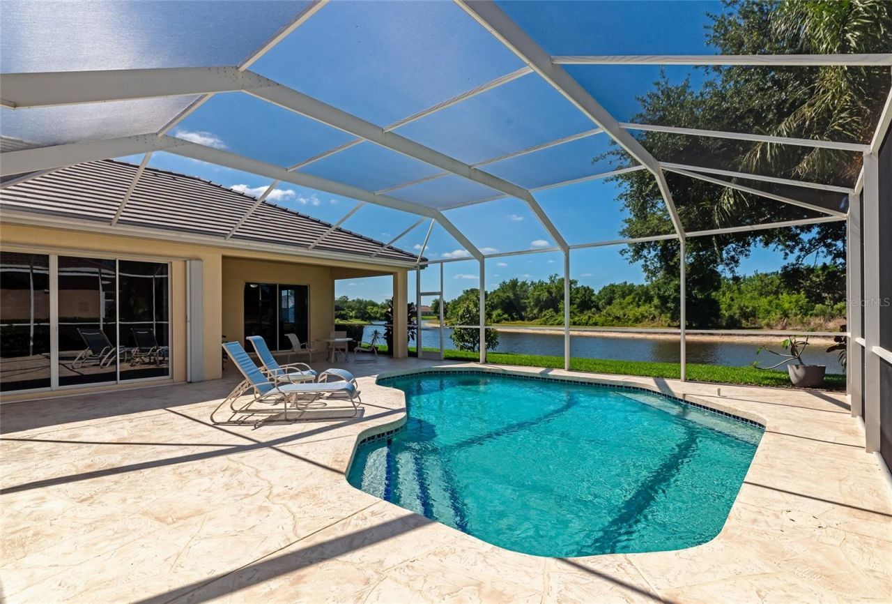 4956 Bridgehampton Boulevard, Sarasota, FL 34238 Photo