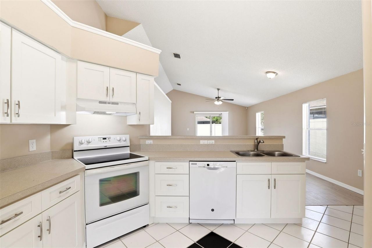 1094 Brielle Court, Oviedo, FL 32765 Photo