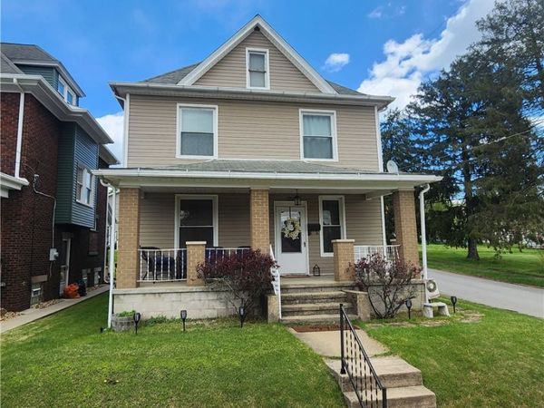 800 W Clayton St, New Castle, PA 16102