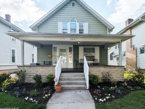 429 N Union Street , Fostoria, OH 44830