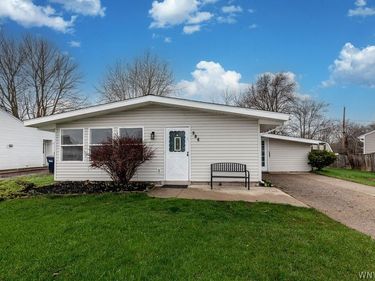 986 Enola Road , Grand Island, NY 14072