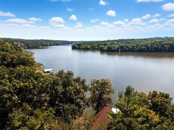 26250 Herring Court, Lincoln, MO 65338