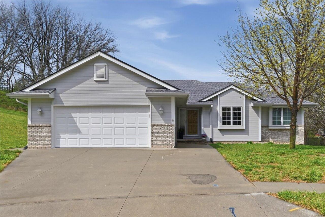 409 Louise Avenue, Glenwood, IA 51534 Main Photo