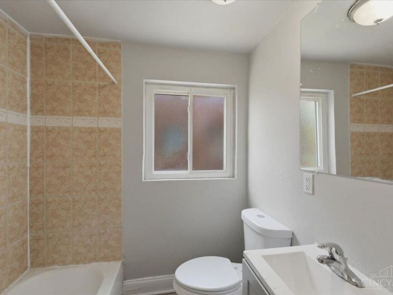 7758 Stillwell Road, Cincinnati, OH 45237 Photo 14