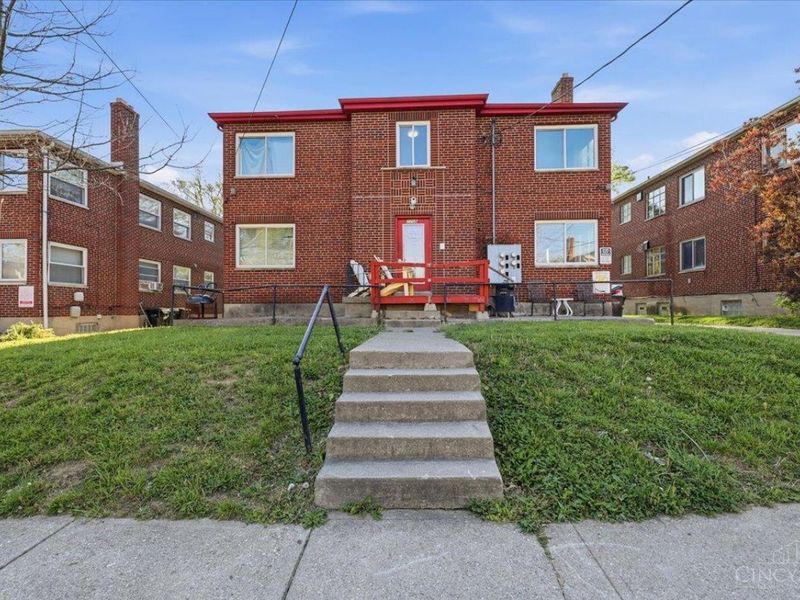 7758 Stillwell Road, Cincinnati, OH 45237 Photo 2