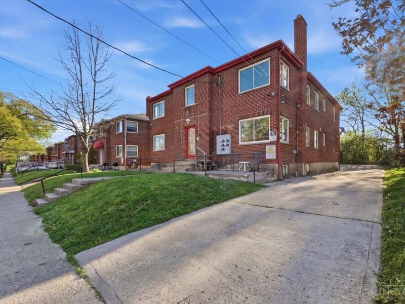 7758 Stillwell Road, Cincinnati, OH 45237 Photo 4