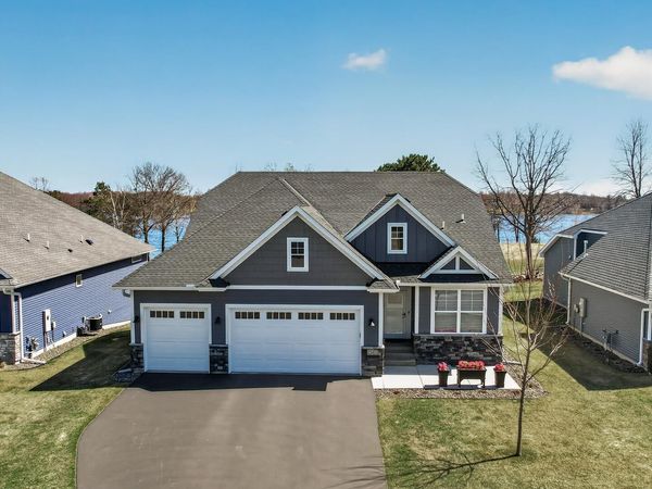 25415 Farmstead Lane , Wyoming, MN 55092