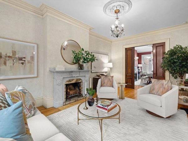 12 Auburn St, Boston, MA 02129