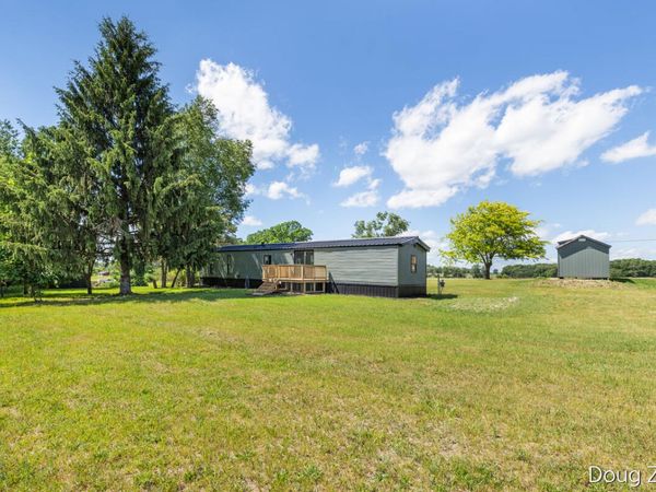 1595 N County Line Road, Six Lakes, MI 48886