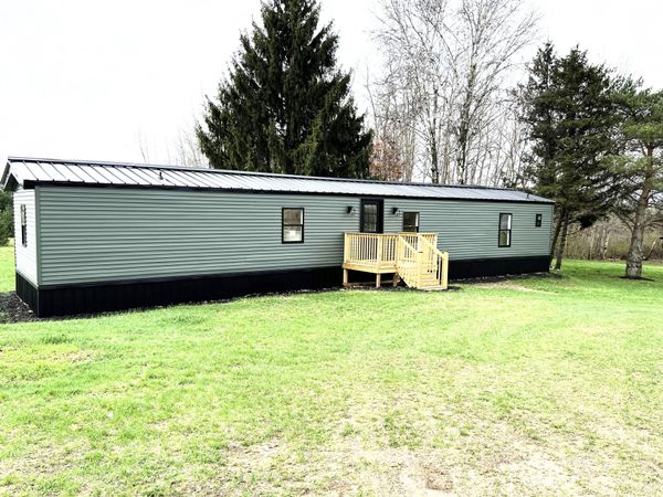 1595 N County Line Road, Six Lakes, MI 48886