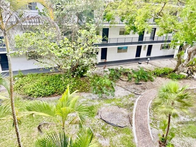 3300 Spanish Moss Terrace, Unit 302, Lauderhill, FL 33319 Photo