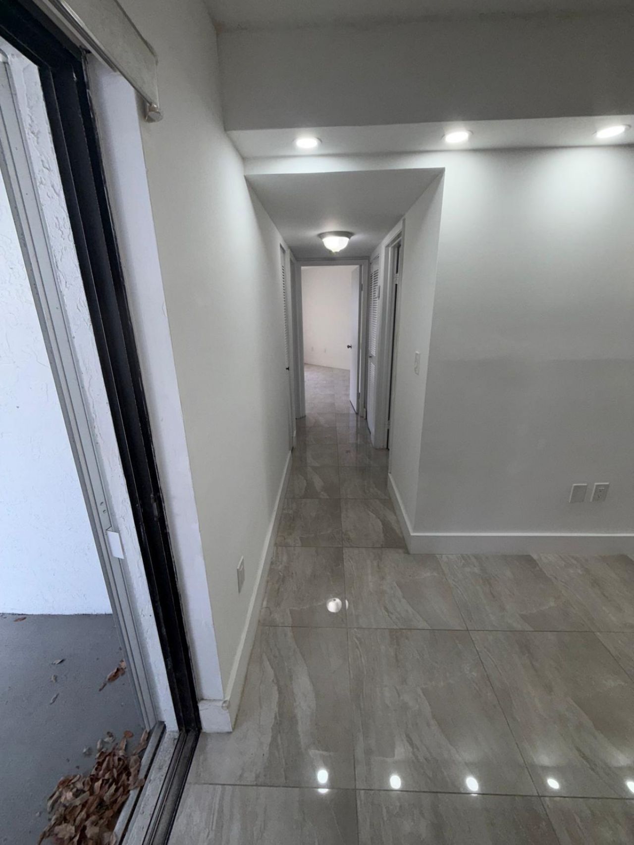 9405 Fontainebleau Boulevard, Unit 109, Miami, FL 33172 Photo