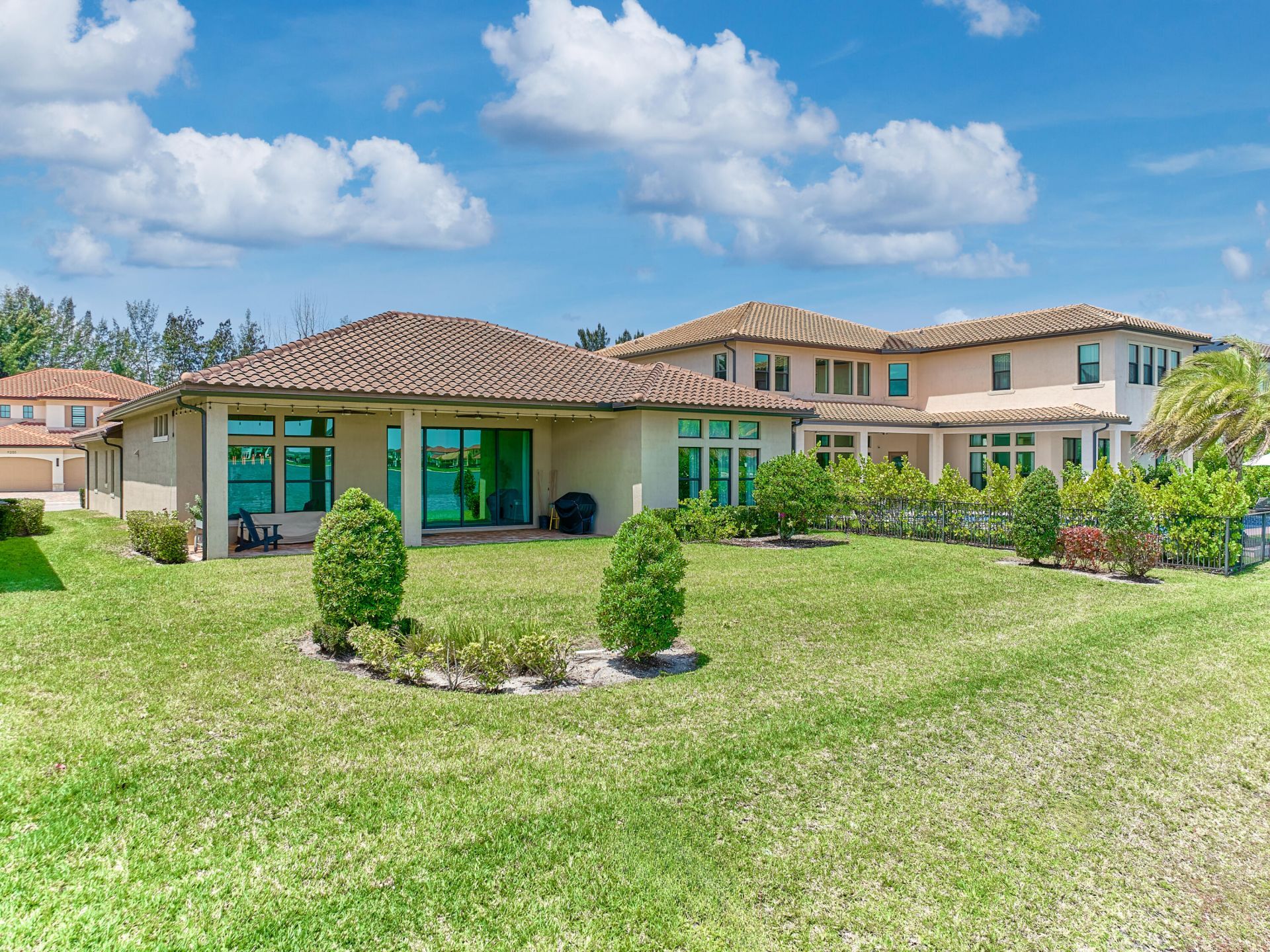 9210 W Parkland Bay Trail, Parkland, FL 33076 Photo