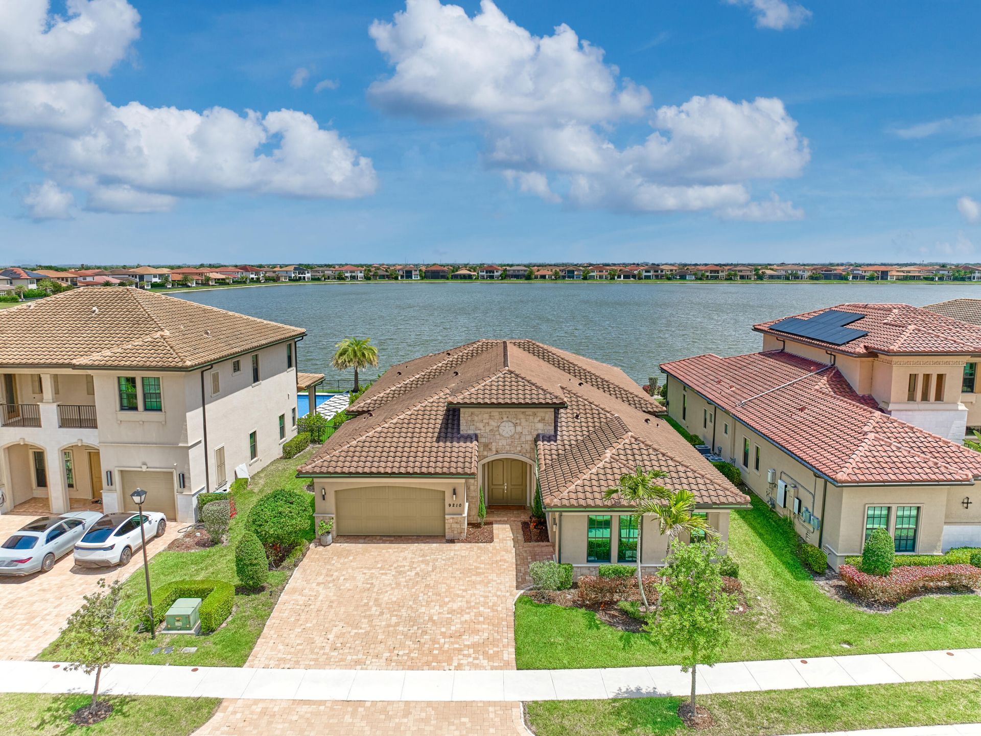 9210 W Parkland Bay Trail, Parkland, FL 33076 Photo