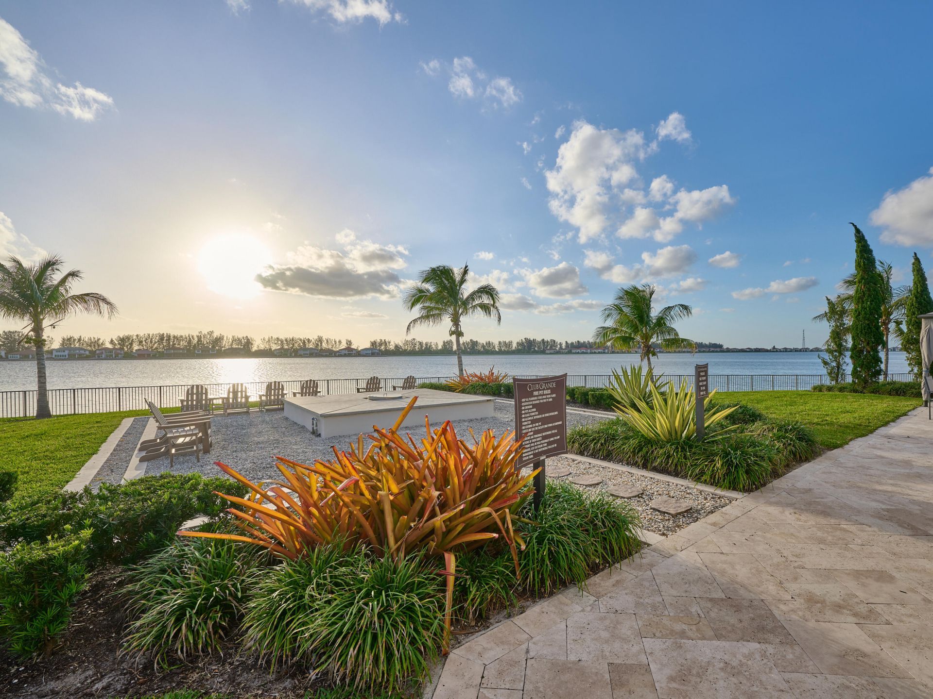 9210 W Parkland Bay Trail, Parkland, FL 33076 Photo