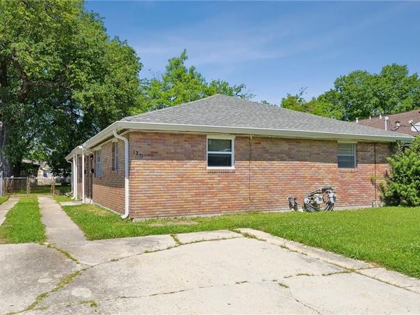 1313 FLANDERS Street , New Orleans, LA 70114