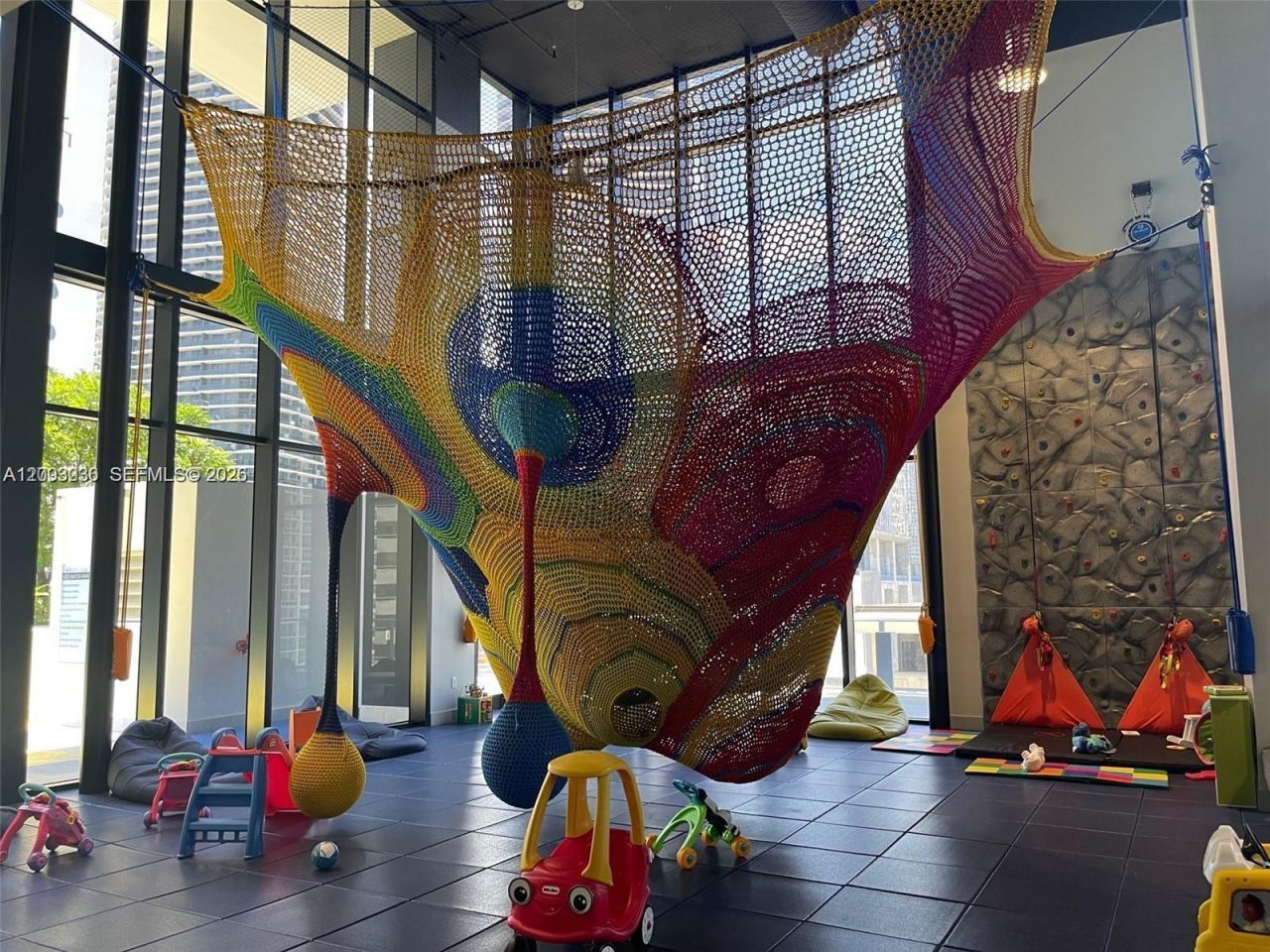 1010 Brickell Ave, Unit 2911, Miami, FL 33131 Photo