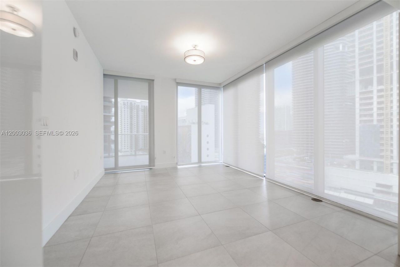 1010 Brickell Ave, Unit 2911, Miami, FL 33131 Photo