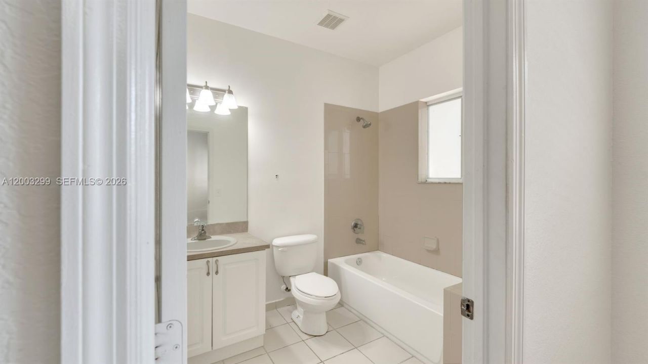 1916 SE 23rd Ave , Unit 1916, Homestead, FL 33035 Photo