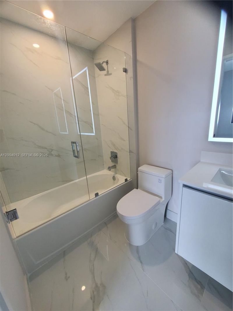 700 NE 24 Street, Unit 4403, Miami, FL 33137 Photo