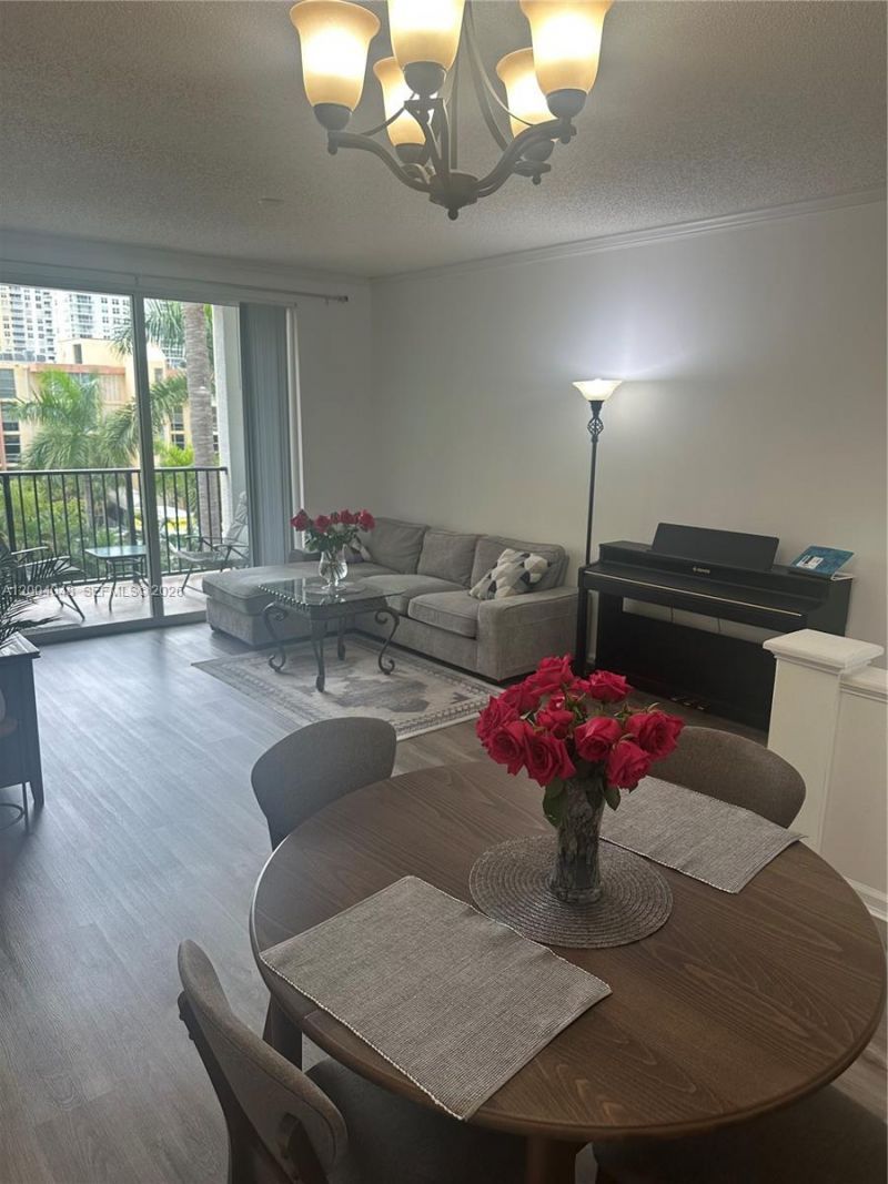 17125 N Bay Rd , Unit 3402, Sunny Isles Beach, FL 33160 Photo