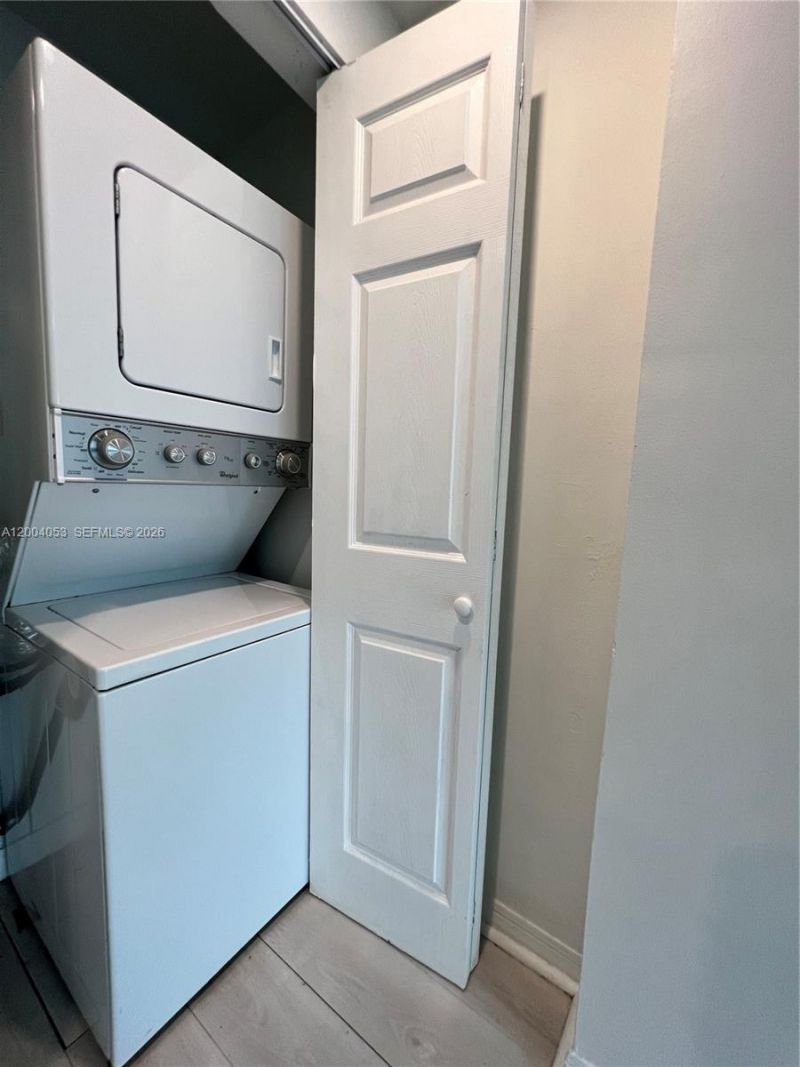 946 Bay Dr , Unit 4, Miami Beach, FL 33141 Photo