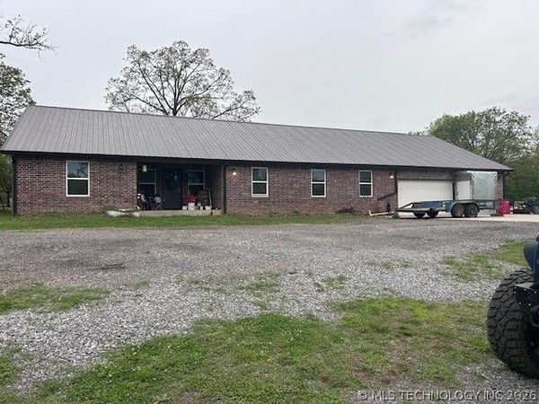 8105 N 428 Road , Adair, OK 74330