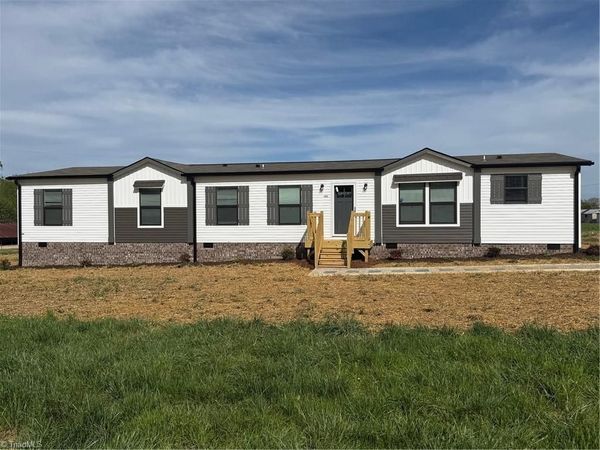 1302 Austin Little Mountain Road , Ronda, NC 28670