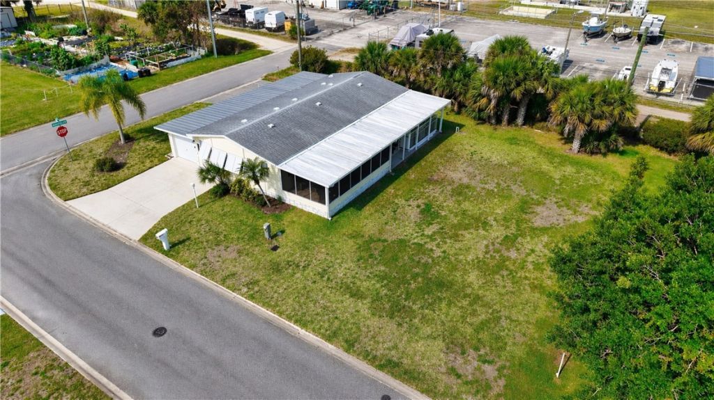 1201 Chipewa Drive, Barefoot Bay, FL 32976 Photo