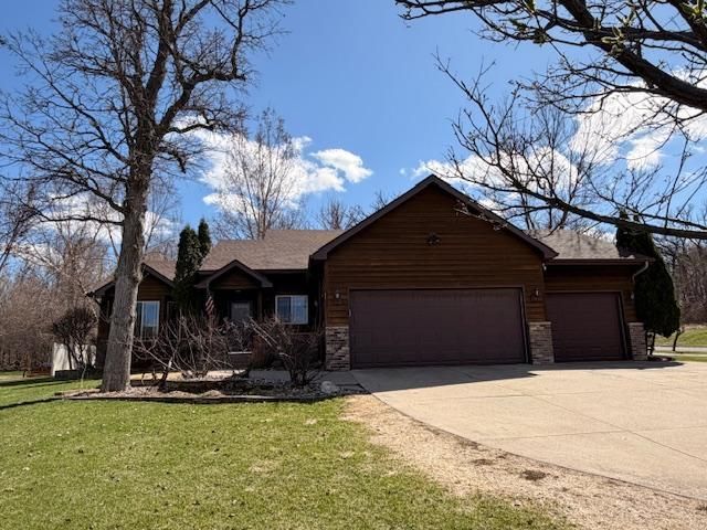 1502 17th Street S, Sartell, MN 56377