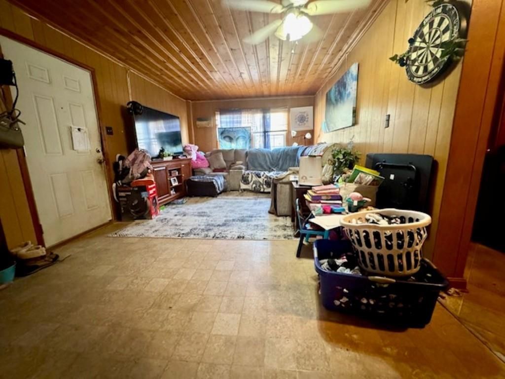 515 Hillside Dr. S  Photo 12